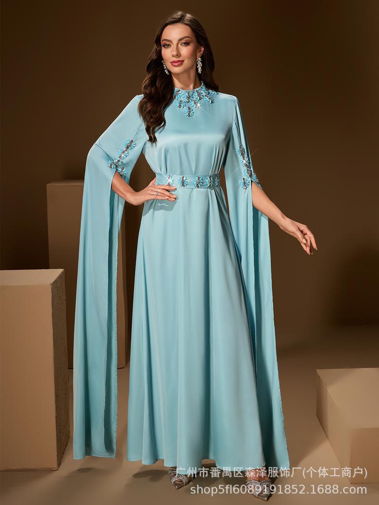 Elegant Handmade Arab Women's Evening Gown with Rhinestones