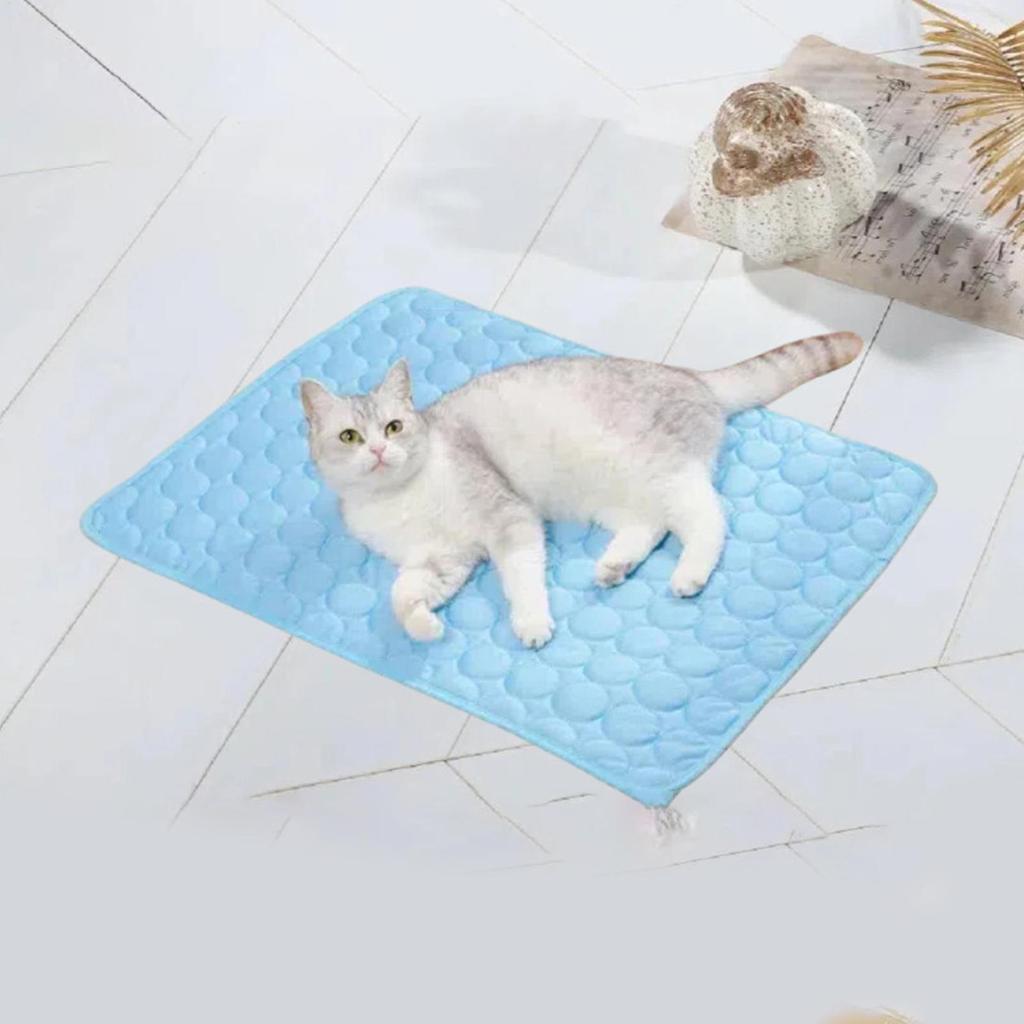 Summer Pet Mat Cooling Dog Pad For Dogs Cat Blanket Sofa Breathable Pet Bed Washable Self Cooling Cat Ice Pad Pet Supplies