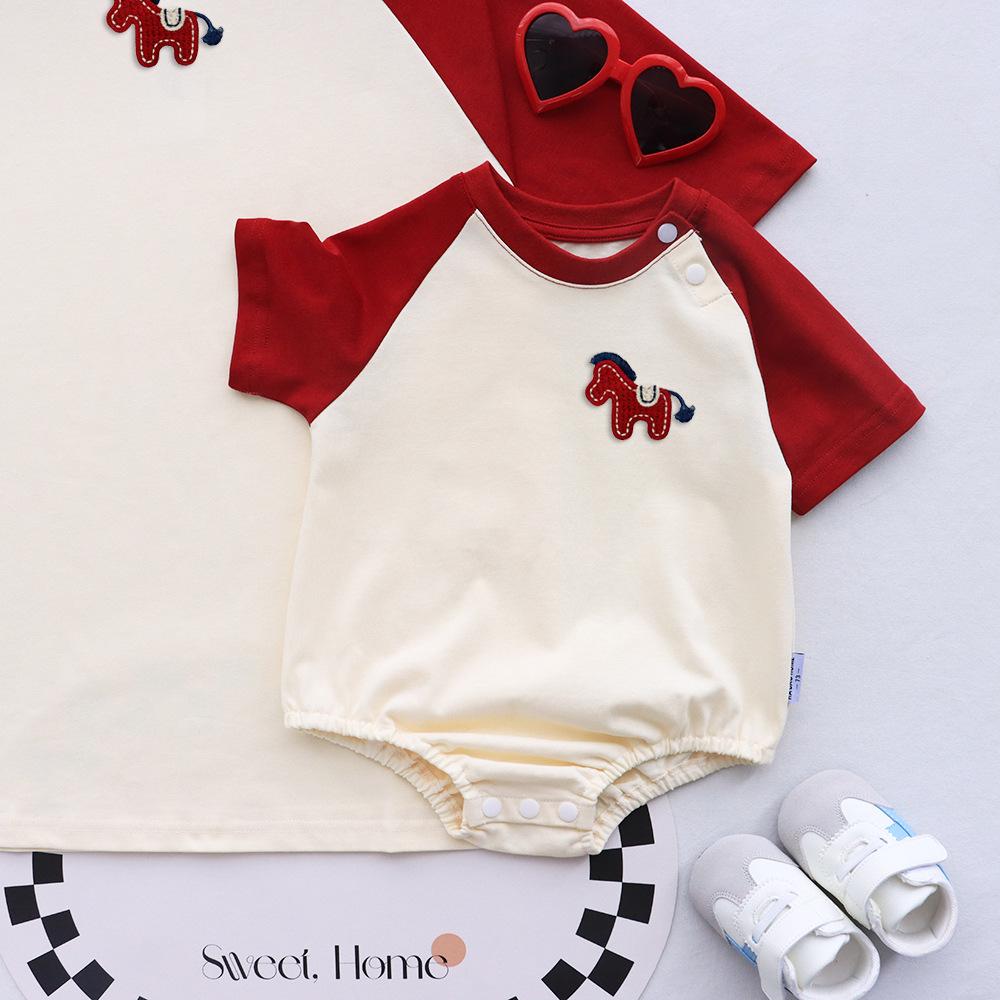 Embroidered Year of the Horse Family Tees: Stylish Parent-Child Matching T-shirts for Mother and Son