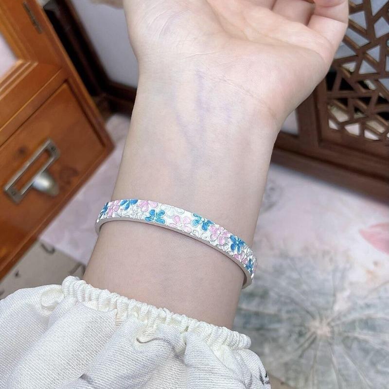 Enamel Relief Peach Blossom Blossoming Bracelet Female Bracelet Birthday Gift for Girlfriend