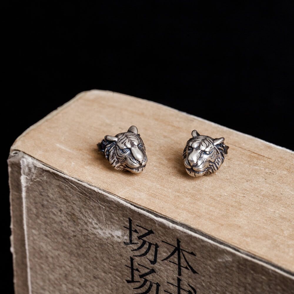New Creative Punk Three-dimensional Tiger 925 Sterling Silver Jewelry Domineering King Of The Forest Animal Earrings TYB630