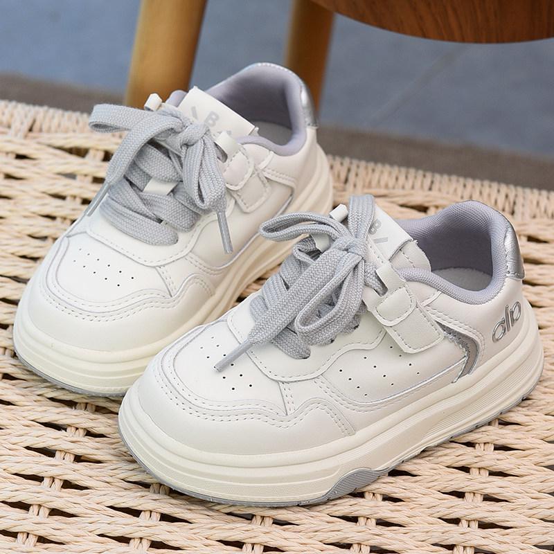 Children's Versatile Velcro Skate Shoes - Soft Sole, Fashionable, for Boys & Girls, White, Spring/Autumn 2026