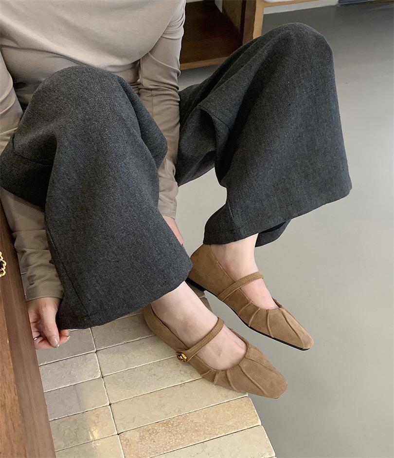 

inner height increase suede folds with skirt single shoes women s shoes 2025 new spring and autumn square head Mary Jane evening shoes 39 светло-коричневого