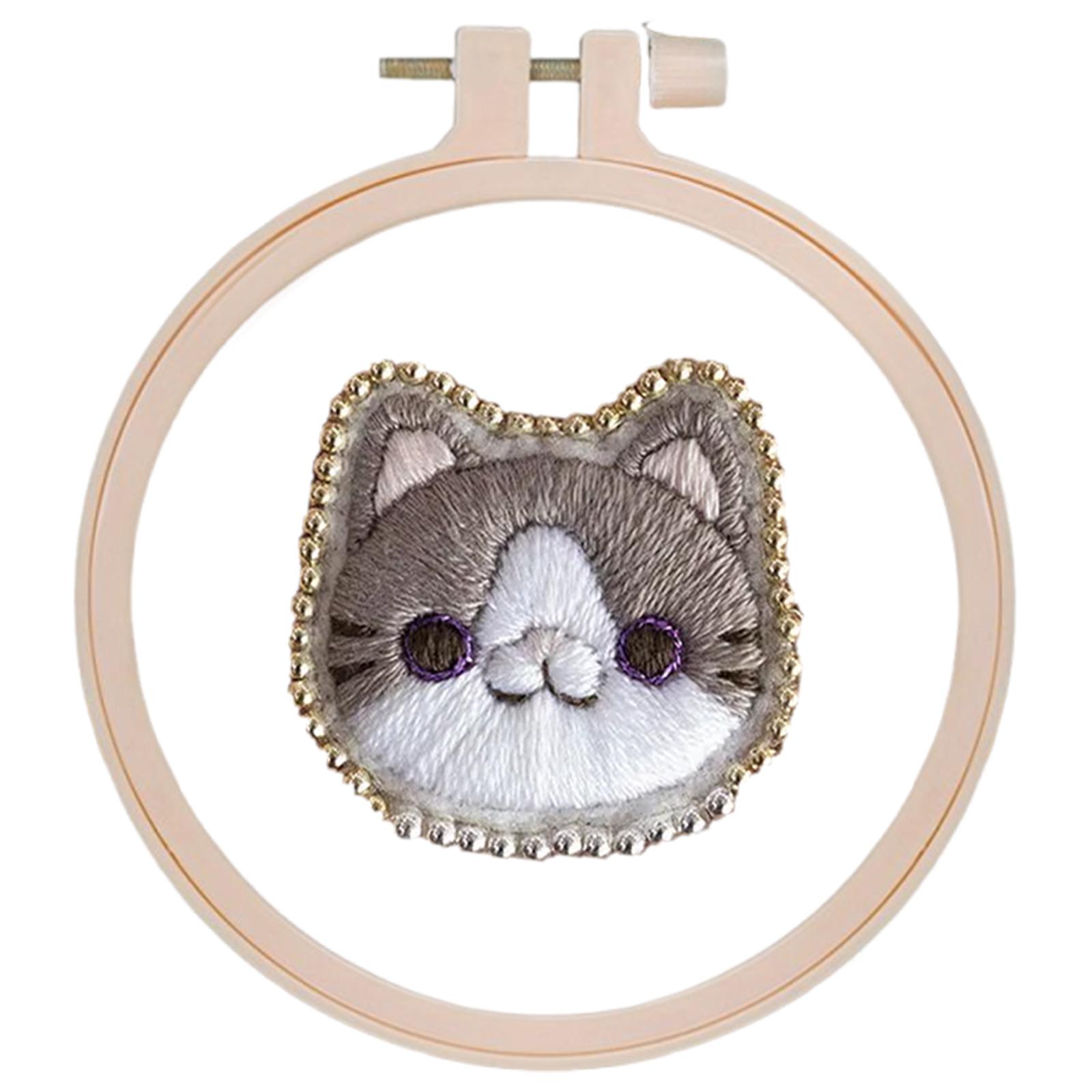 

Cat Brooch DIY Embroidery Stitches Practice Kit 3.5x3.5cm Hand Sewing Kit with Embroidery Hoop for Beginners Craft Lovers Gift