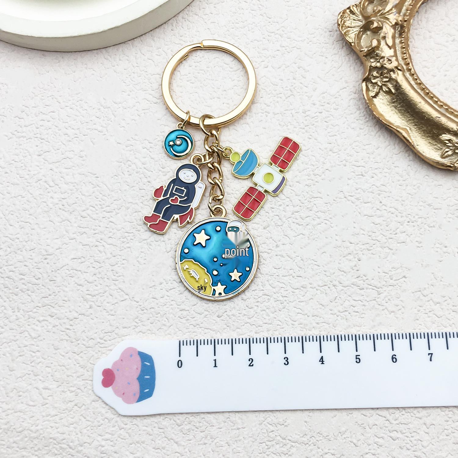Astronaut Planet Satellite Metal Keychain Pendant - Drip Oil Charm Coin Purse Accessory