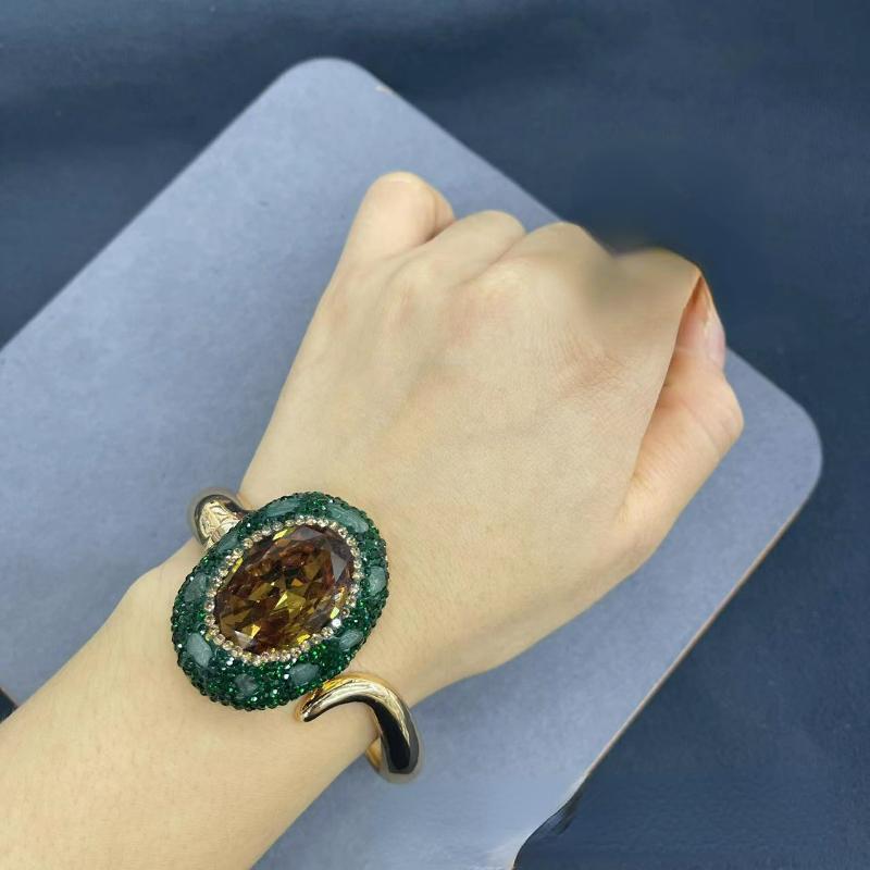 Natural Turkish Color-changing Stone Set with Green Rhinestone 4-piece Jewelry Exquisite Fashion Women's Party Accessories