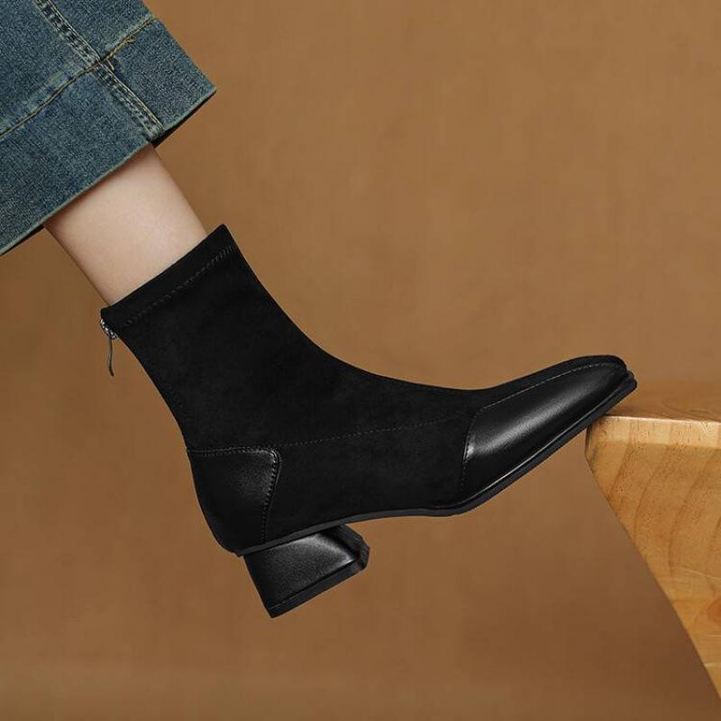 Autumn and winter women's suede Martin boots low heel large size women's boots square head Korean version leather boots rear zipper new medium boots