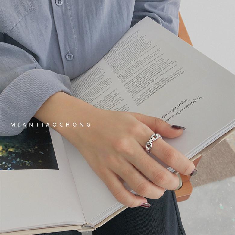 Unique Adjustable Twisted Chain Ring In S925 Silver Perfect For Couples And Fashion Lovers