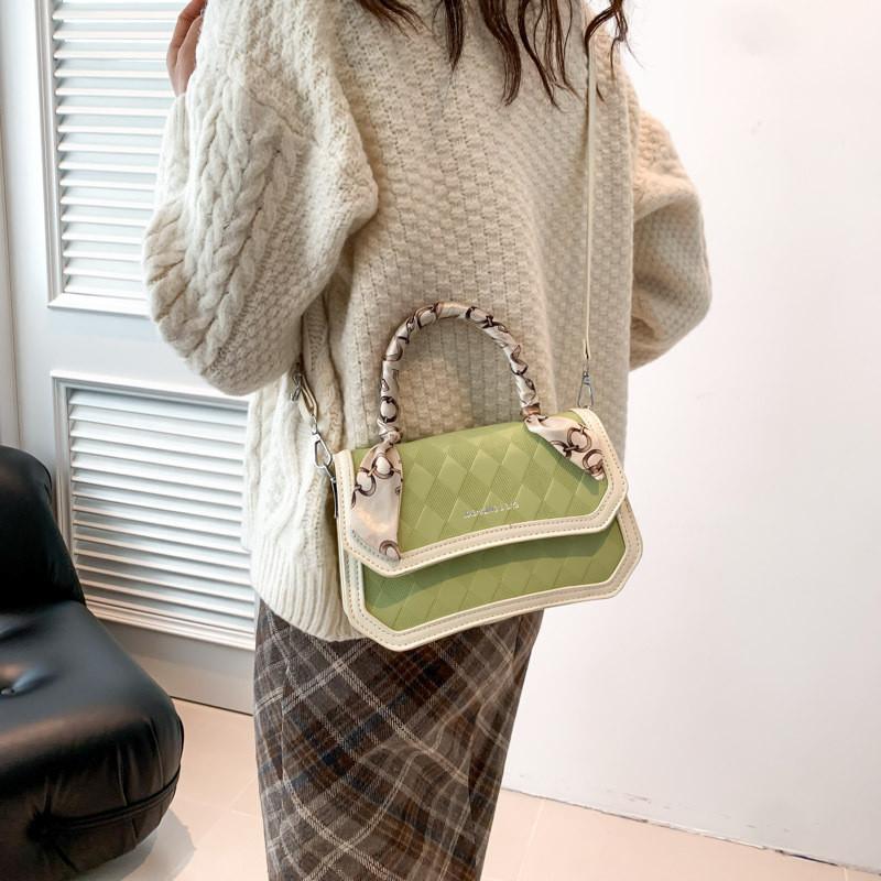 Fashionable Minimalist Crossbody Bag Chic Small Square Handbag For Daily Use In Various Colors