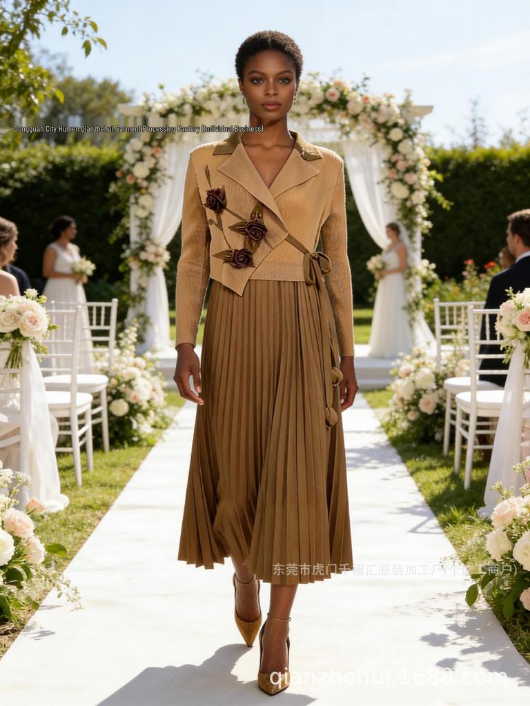 Miyake Plus Size Elegant Casual Pleated Dress with Western-Style Collar - Waist-Cinching Women's Slimming Skirt