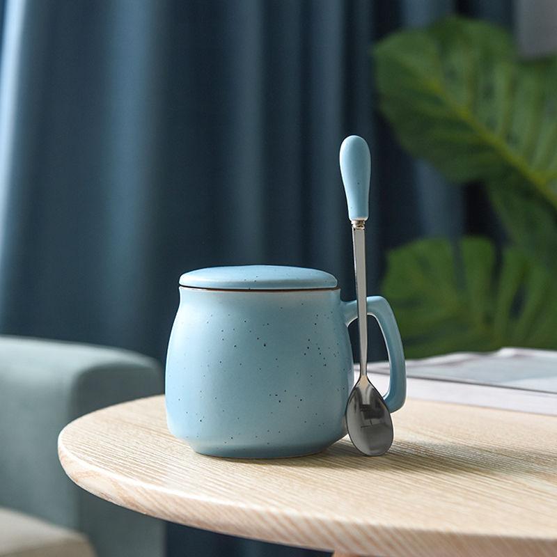 Kubek ceramiczny śniadaniowy z pokrywką łyżka Kreatywny kubek do kawy z mlekiem Prosty kubek na wodę do domowego biura