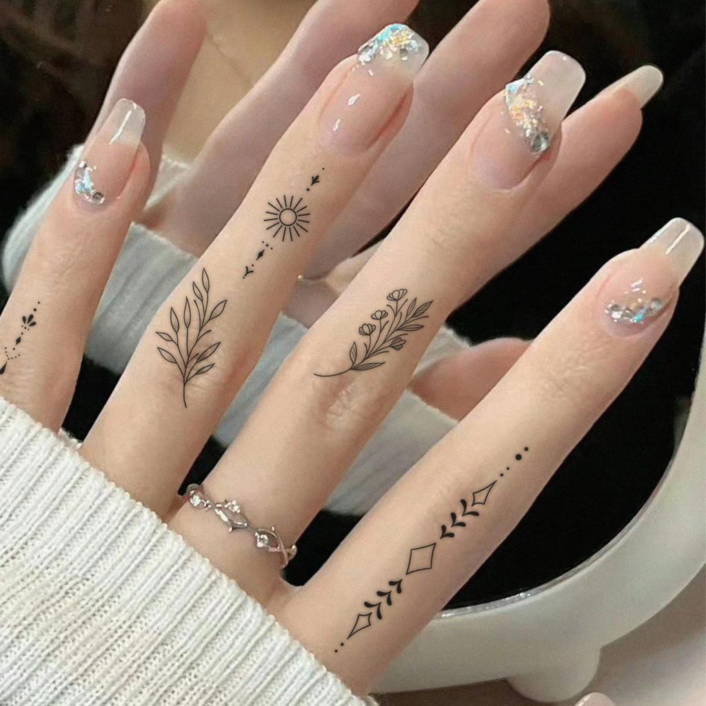 Stammeslinien Weiden-Totem Finger-Tattoo-Aufkleber Einfache Persönlichkeit Nische Dunkle Tattoo-Aufkleber