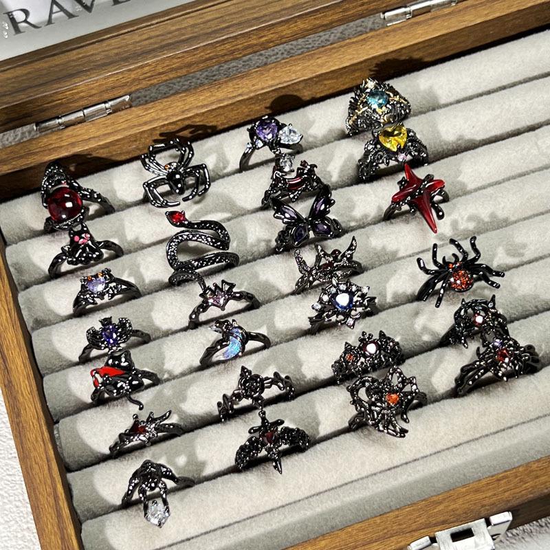 Halloween Themed Dark Vibe Ghost Spider Personality Ring Genderless Punk Niche Trendy Cool Ring