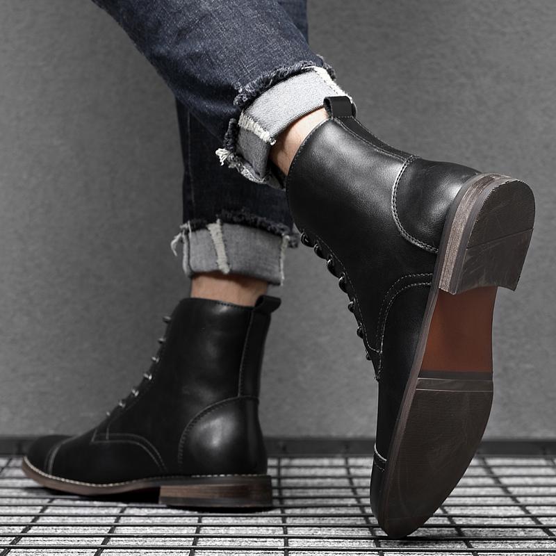 Fashion High Quality Men Winter Chelsea Casual Leather Boots Flat Designer Outdoor Waterproof Working Ankle Boots Pointed Toe Boots Men