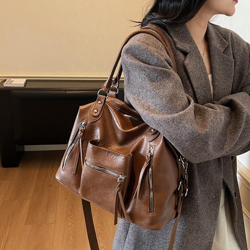 Vintage Large Capacity Bag Commuter Crossbody Bag Women's Shoulder Hand Tote Bag Short Distance Luggage Bag