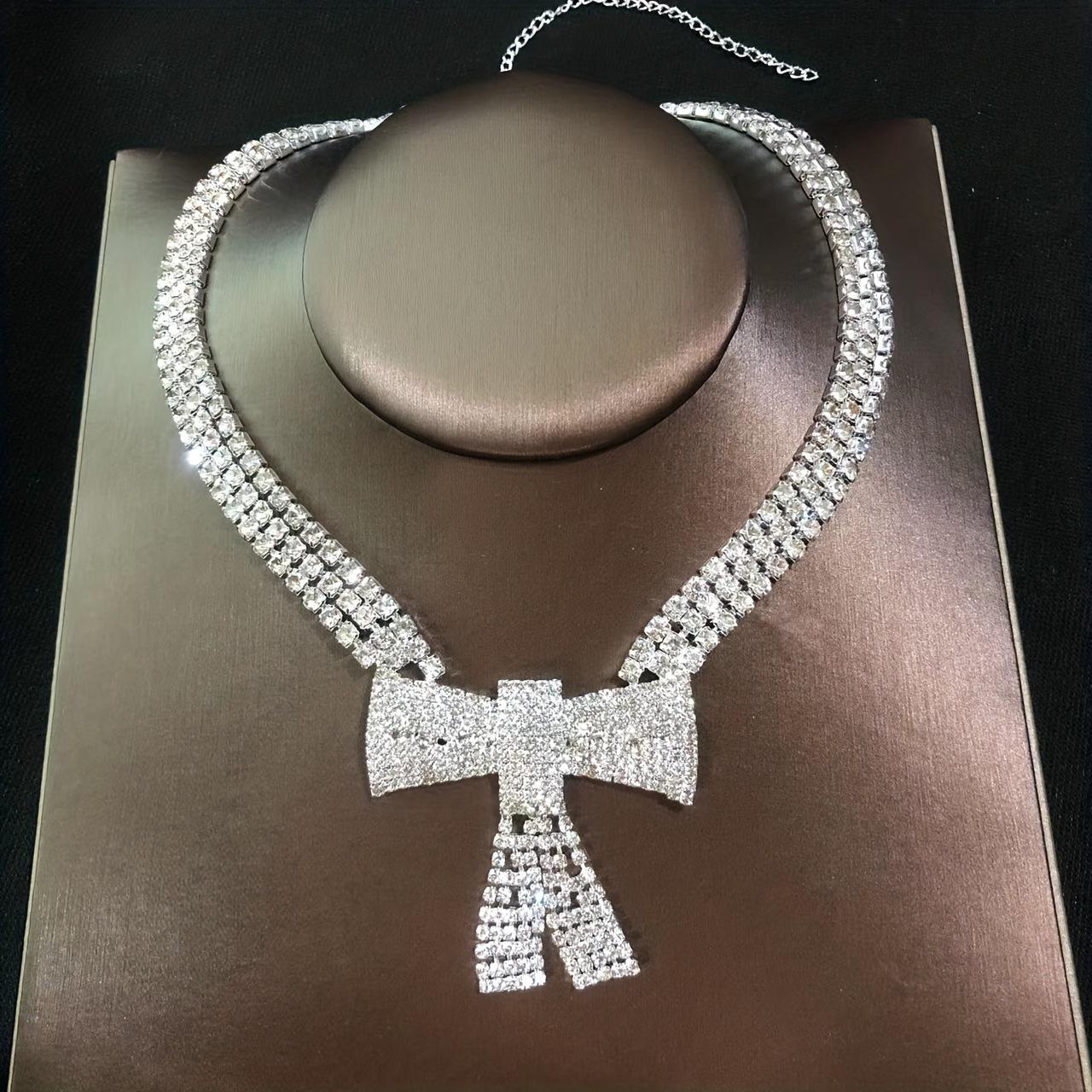 

Европейское и американское колье-чокер с бантом из бриллиантов для женщин серебряный