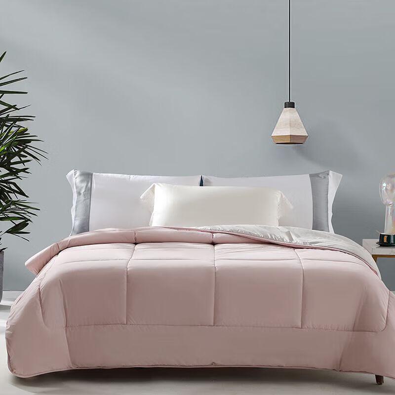 Mercury Home Textiles Moisture-Wicking Warming Australian Wool Quilt