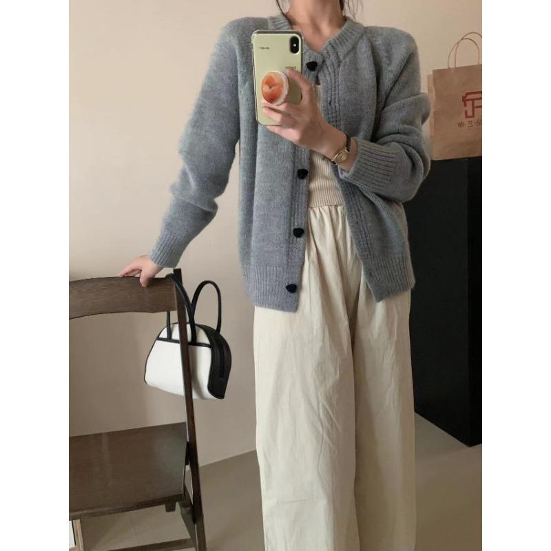 Autumn and Winter New Casual Versatile Solid Color Sweater Jacket Women's Retro Loose Lazy Wind Knitted Cardigan