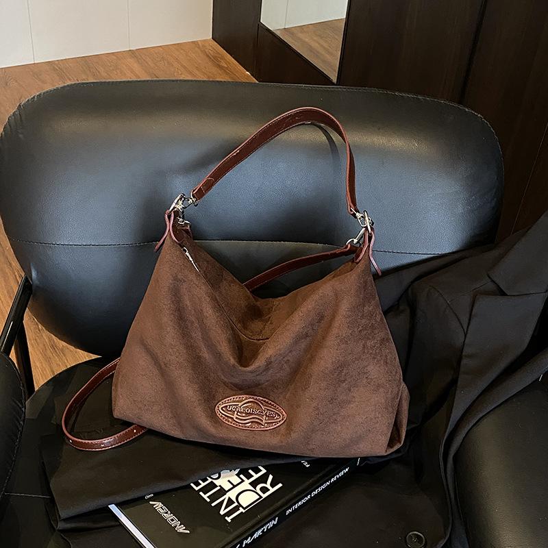 Daily commuting versatile bag women's 2025 new autumn and winter high-end messenger bag women's bag large-capacity shoulder bag