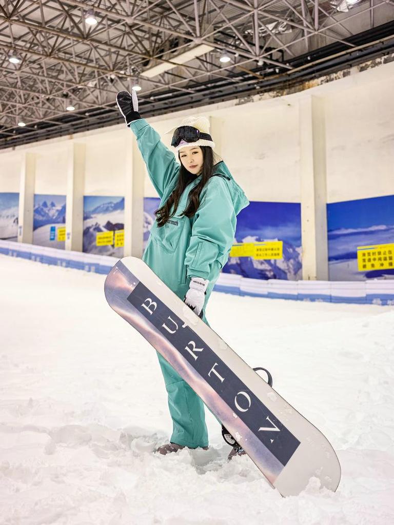 Unisexová zateplená lyžařská kombinéza s kapucí - Trendy zimní sportovní oblečení pro páry