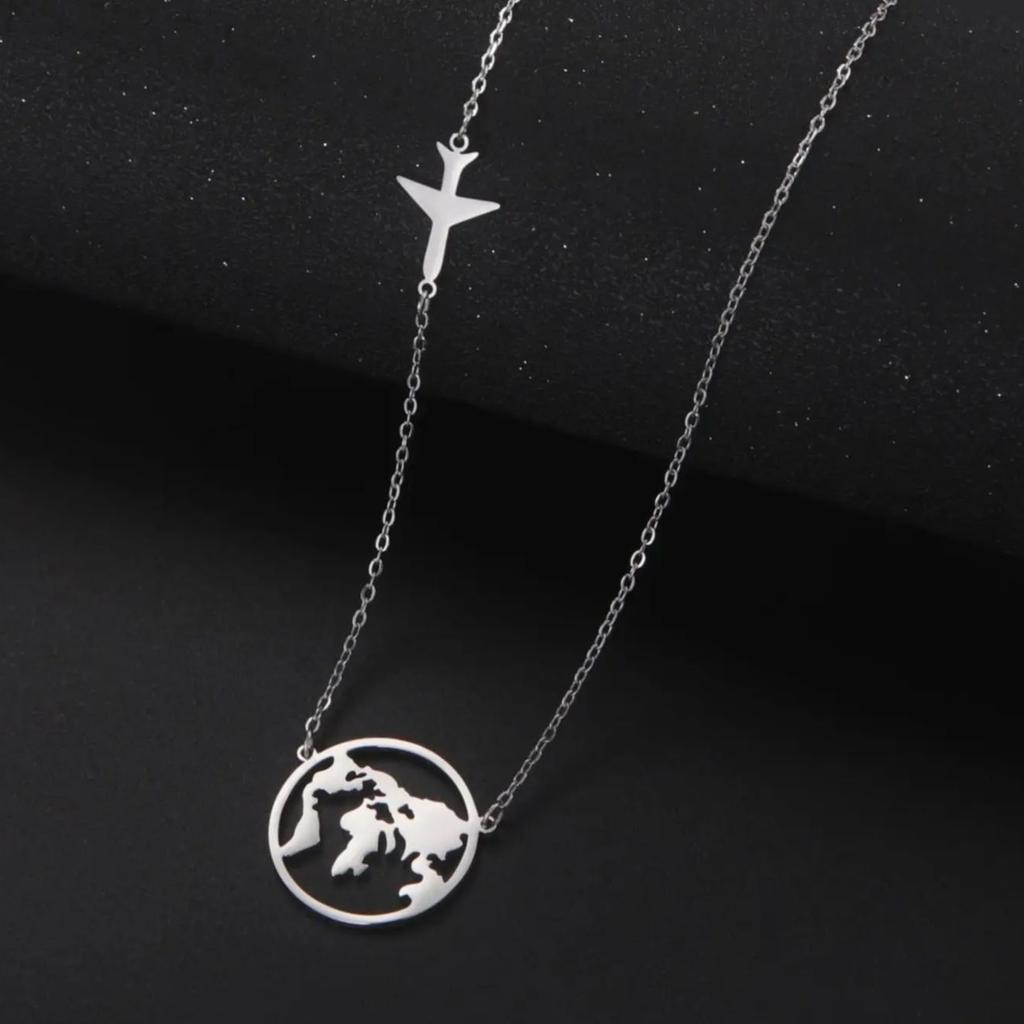 Jeshayuan Hollow World Map Necklace Aircraft And Globe Circle Charm Necklace Birthday Gifts