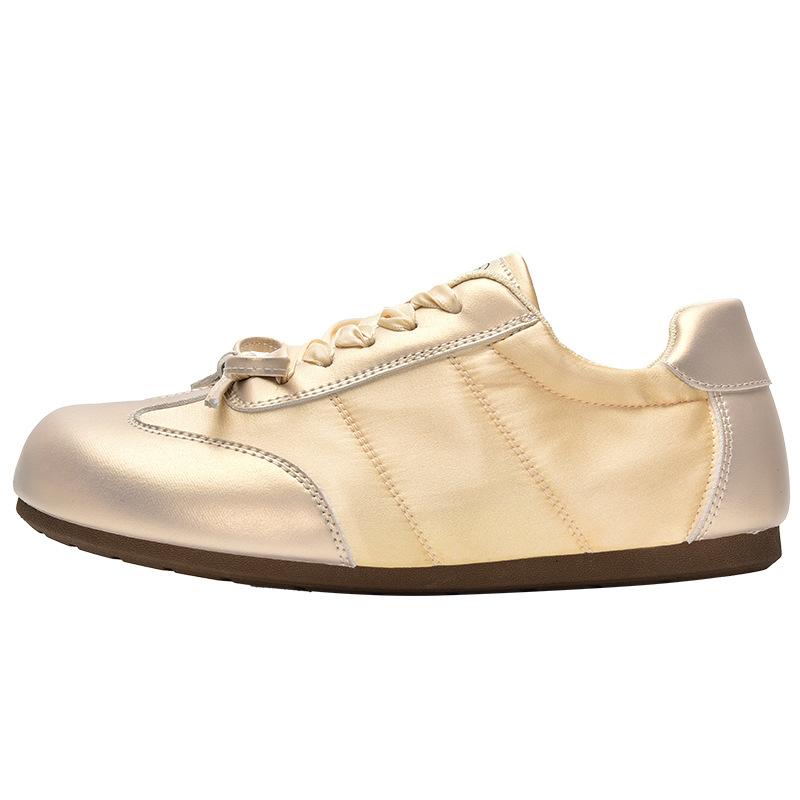 

Summer new flat-bottomed breathable and lightweight women s shoes soft-soled casual shoes 5112 40