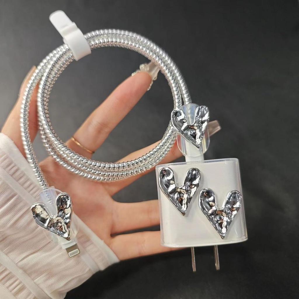 Laser Electroplating Love Transparent Soft Shell, Suitable for Apple 18/20W Charging Head Cover, Anti-break Wire Biter Protective Rope