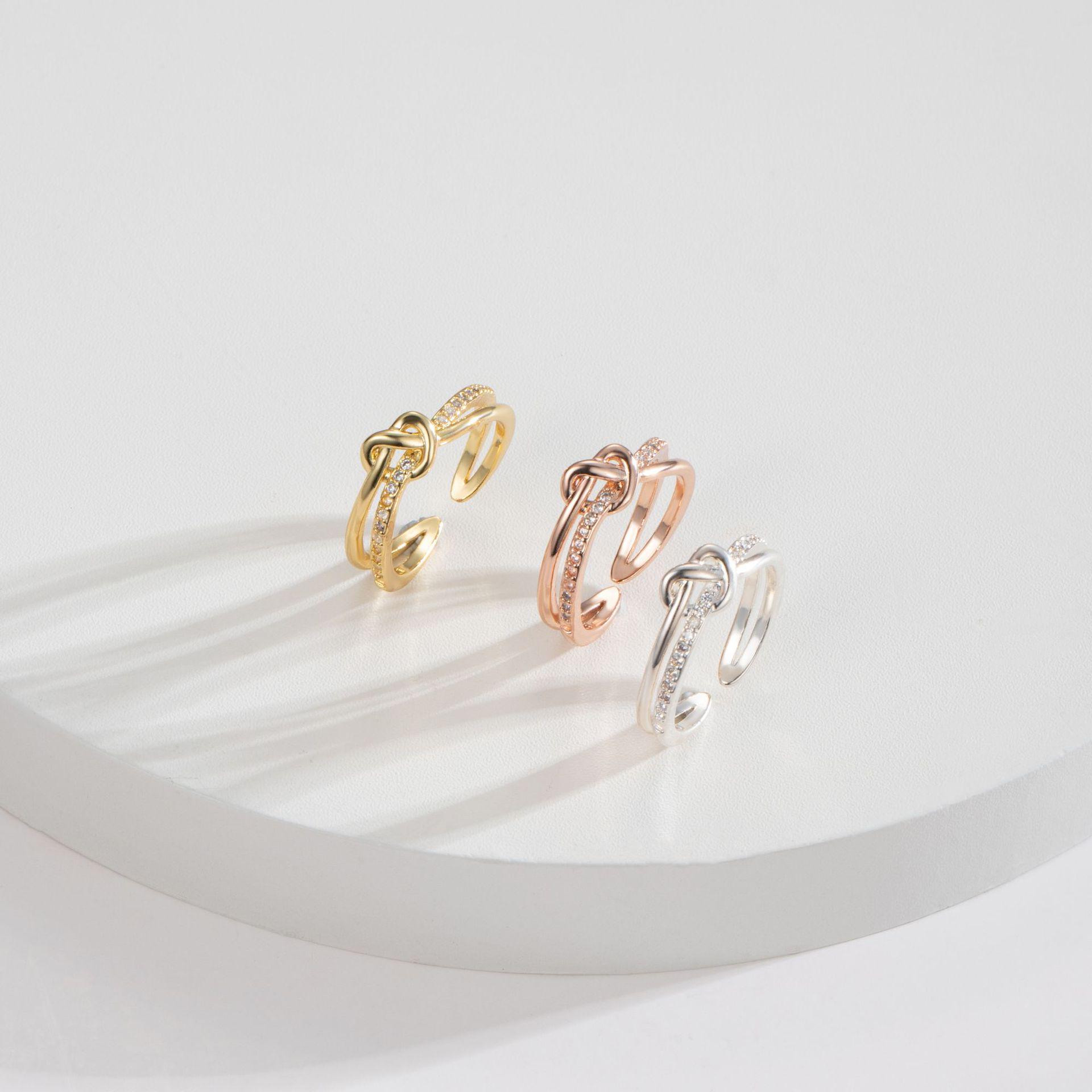 

Women s Korean Zircon Heart Knot Ring - Unique, Elegant Design золотой
