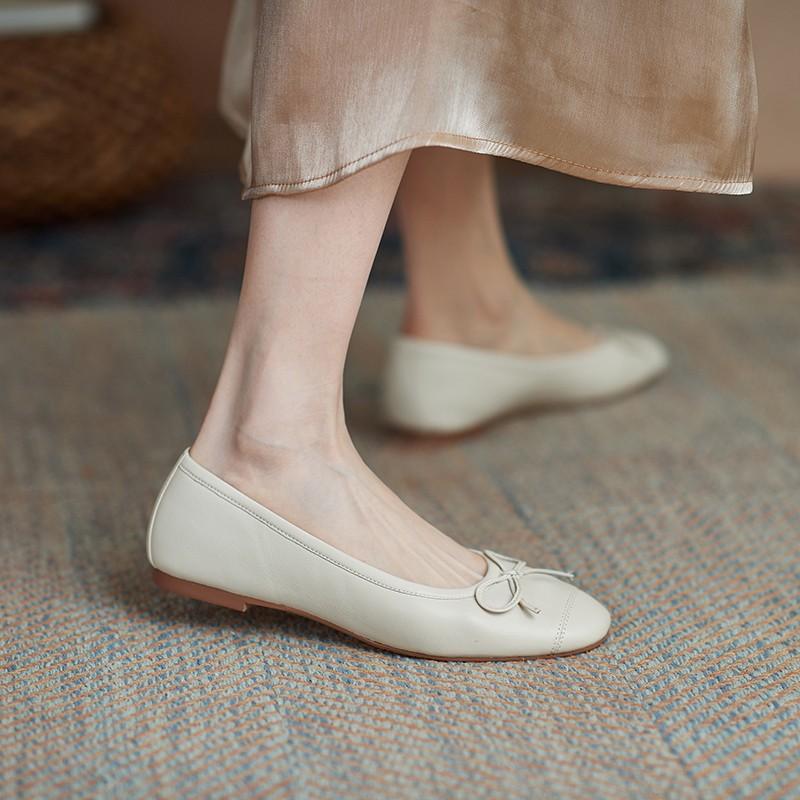 Soft leather single shoes women's spring and summer new round head soft sole Mary Jane flats bow light mouth ballet small red shoes
