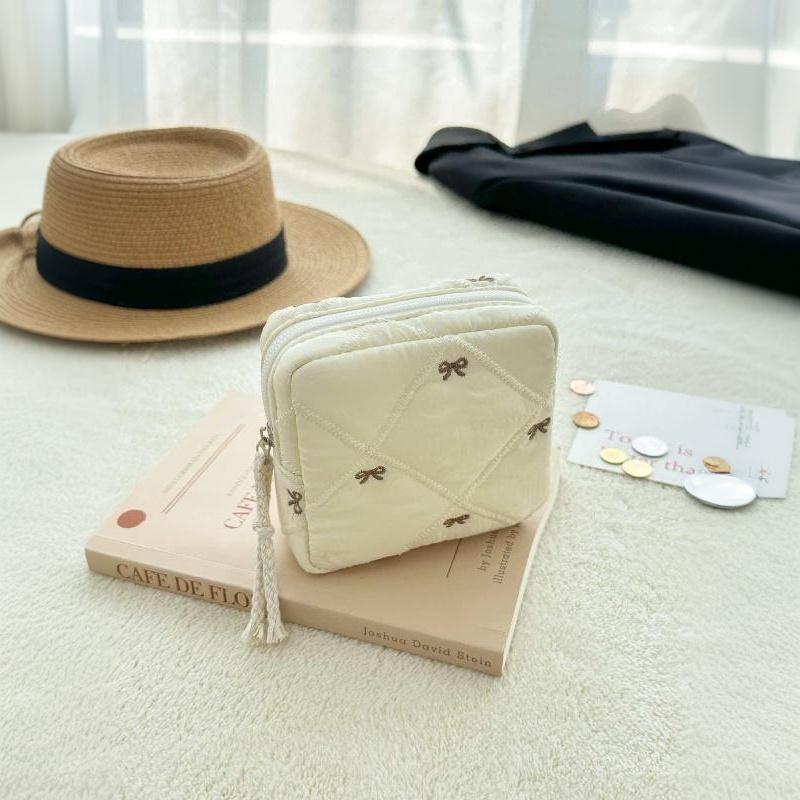 Quilted Mini Storage Bag Cute Bow Embroidery Soft Padded For Daily Travel Cosmetics Jewelry Small Items