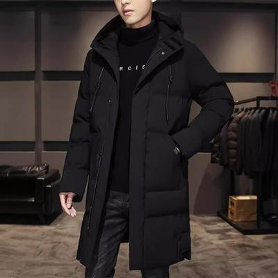 Δύο Ανοιχτά Βαμβακερά Ρούχα Μήκους Μεσαίου και Μακριού, Χειμωνιάτικα Μπουφάν με Βαμβακερή Γέμιση, Πυκνωμένα για να Κρατούν Ζεστά και Φουσκωτά, Καθημερινά Βαμβακερά Ρούχα.