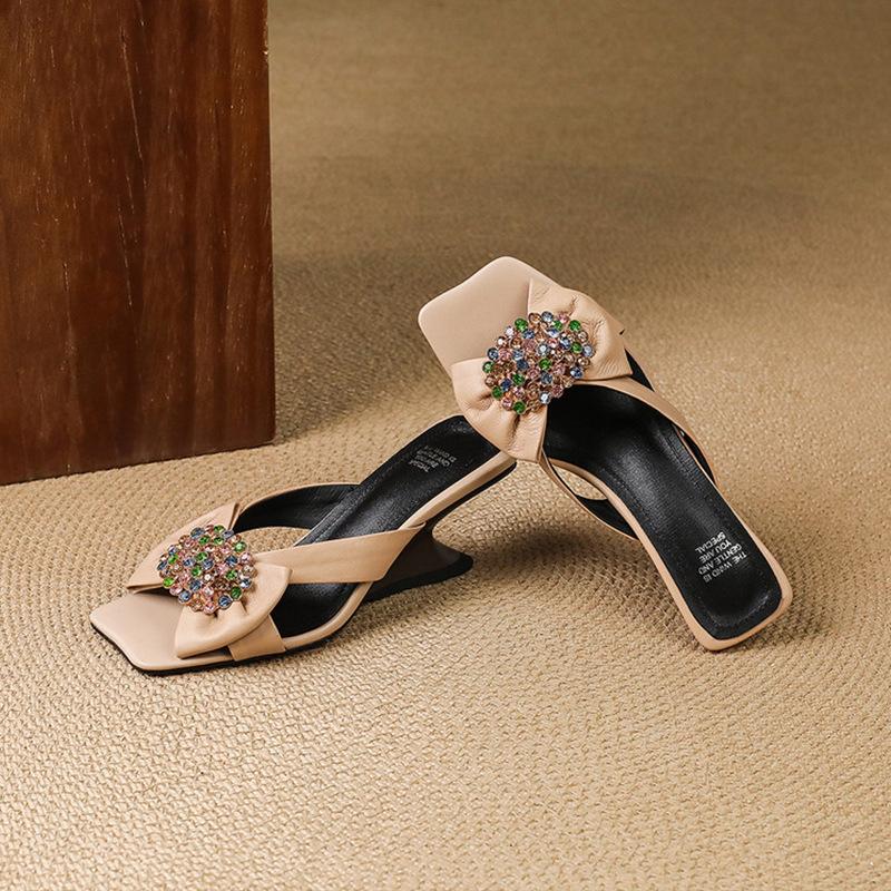 French holiday style high-heeled cool slippers women's outer wear summer 2025 new soft leather rhinestone bow wedge sandals