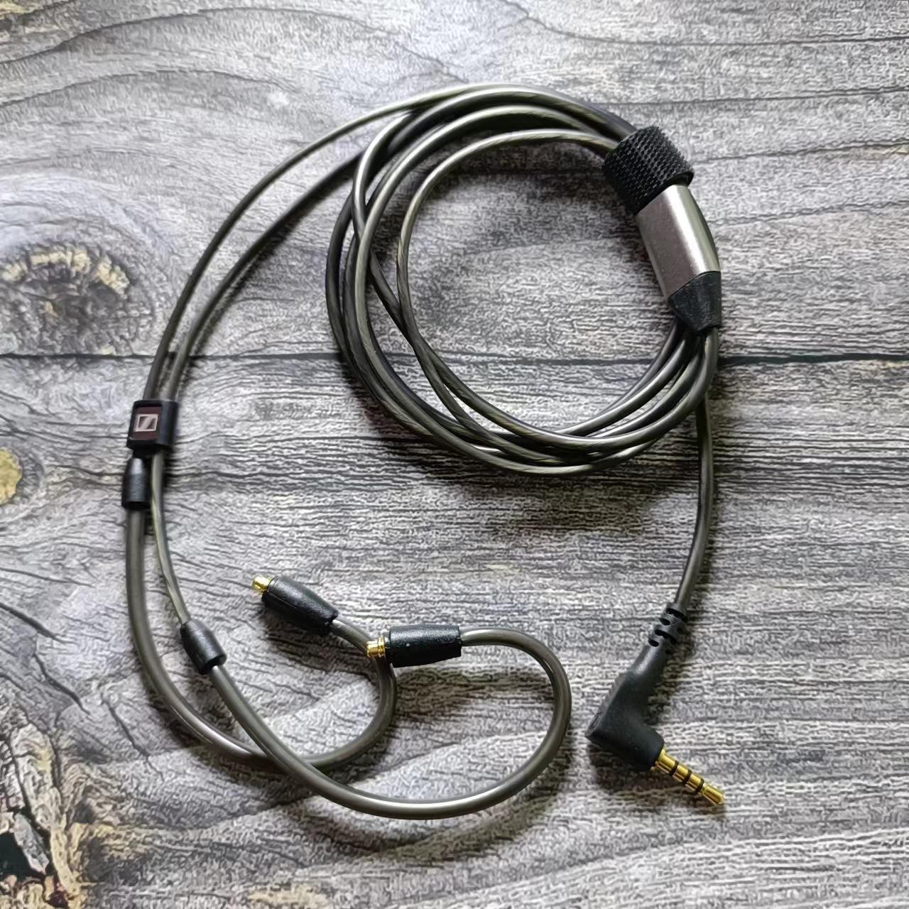 

Senhai IE600/IE900 MMCX Обновленный кабель для наушников, 2,5 мм/4,4 мм балансный штекер 1.25m