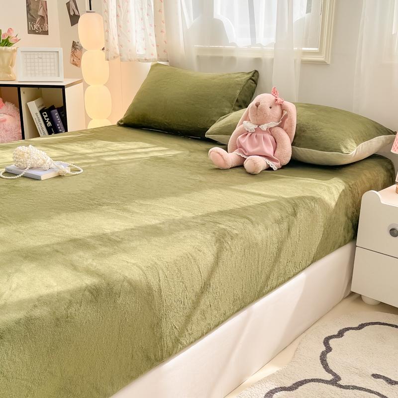 Velvet Fitted Sheet Solid Color Bedsheet Soft Bed Cover Queen Size Bed Linen Home Sheet Couvre Lit (No Pillowcasae)