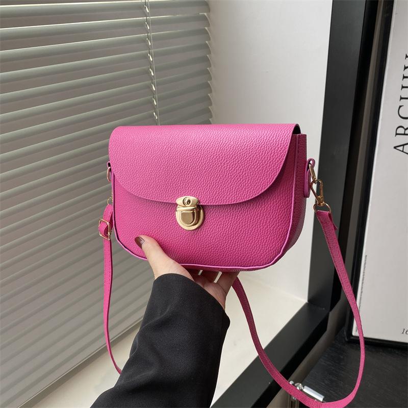 New casual versatile simple solid color temperament advanced texture simple retro shoulder messenger bag saddle bag