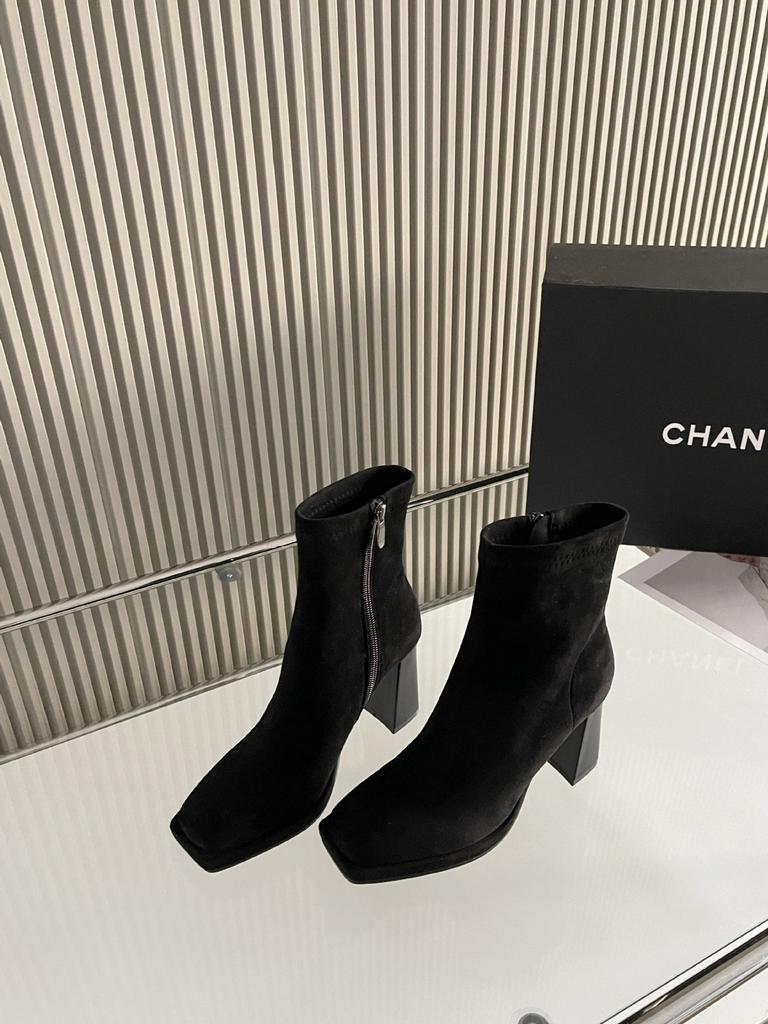 2025 New Square Head Suede Side Zipper Soft Leather Low Tube Received Martin Thin Women's Short Boots