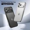 Compatibilă cu iPhone 17 Pro, această husă elegantă, transparentă și mată oferă eleganță simplă și protecție durabilă.