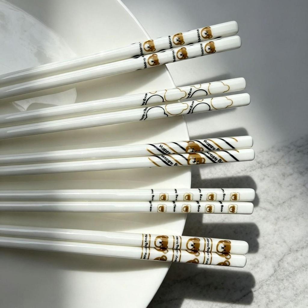 High-Temperature Resistant Luxury Macaron Color Ceramic Chopsticks - Easy To Clean
