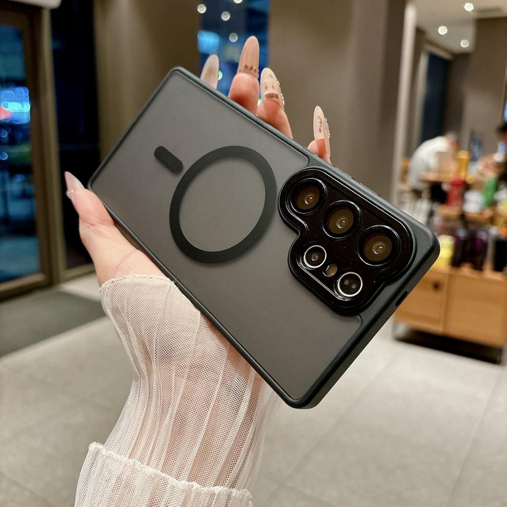 Applicable to Samsung S26Ultra mobile phone case, matte skin feel belt, lens film, magnetic suction S25PLUS anti-drop protective case