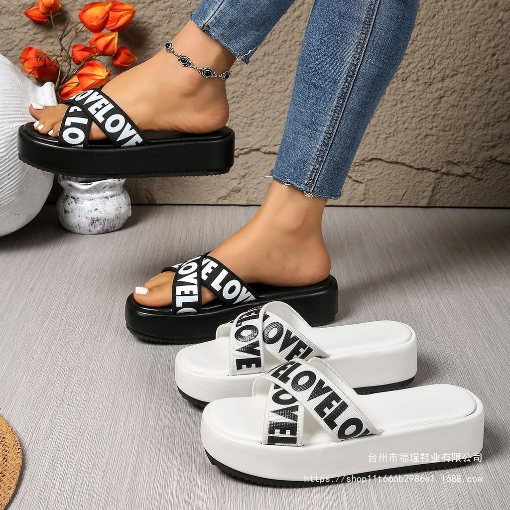 New cross-strapped thick-bottomed cool slippers 2025 summer casual letter color matching large-size beach slippers women 43