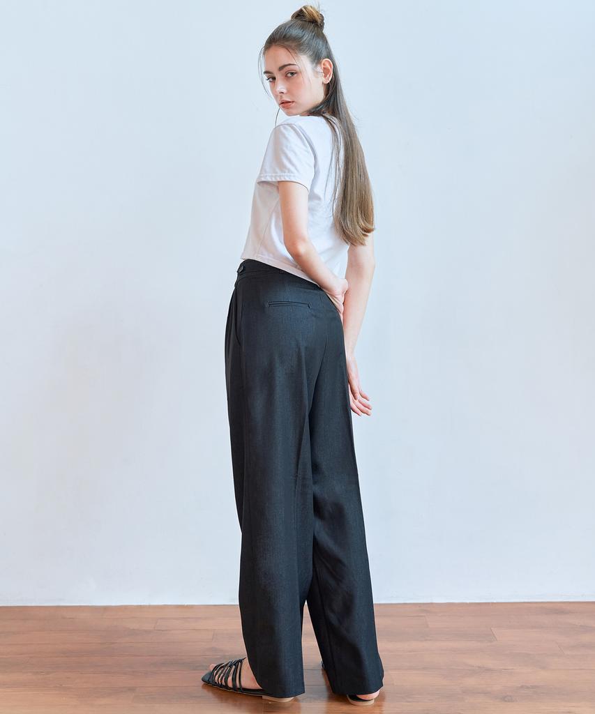 THEFRHT Two-Tuck Denim Wide Pants (Black)