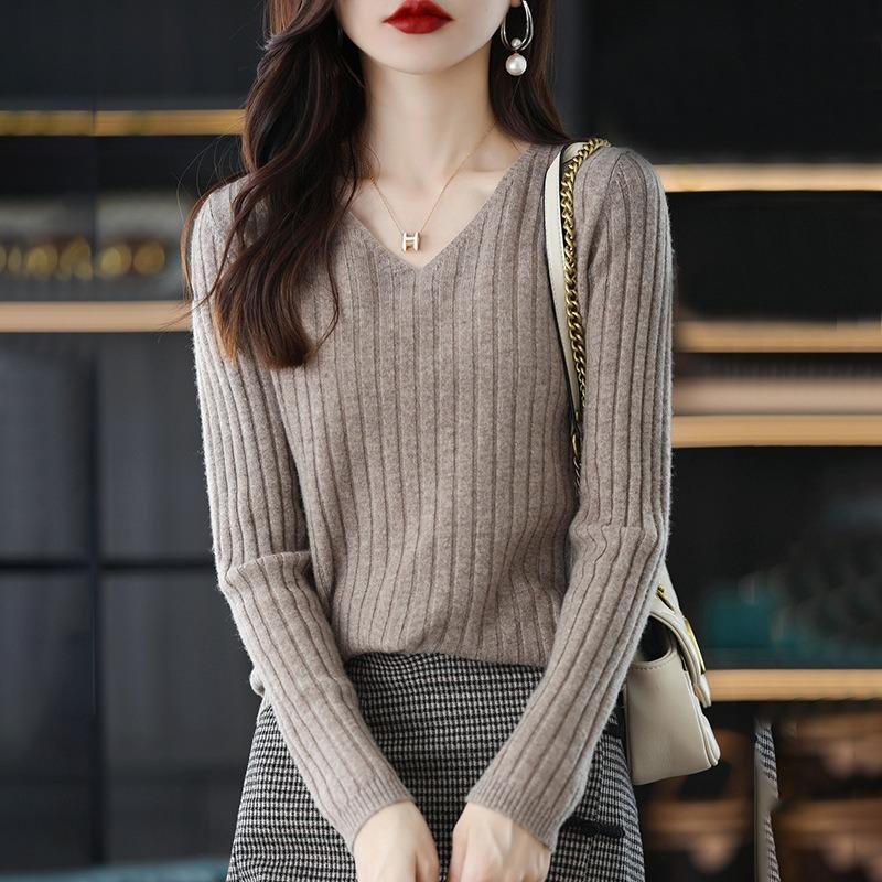 Burgundy Knitted Sweater Women's Spring and Autumn Inner Bottoming Shirt Soft Waxy Sweater Chicken Heart Collar Top