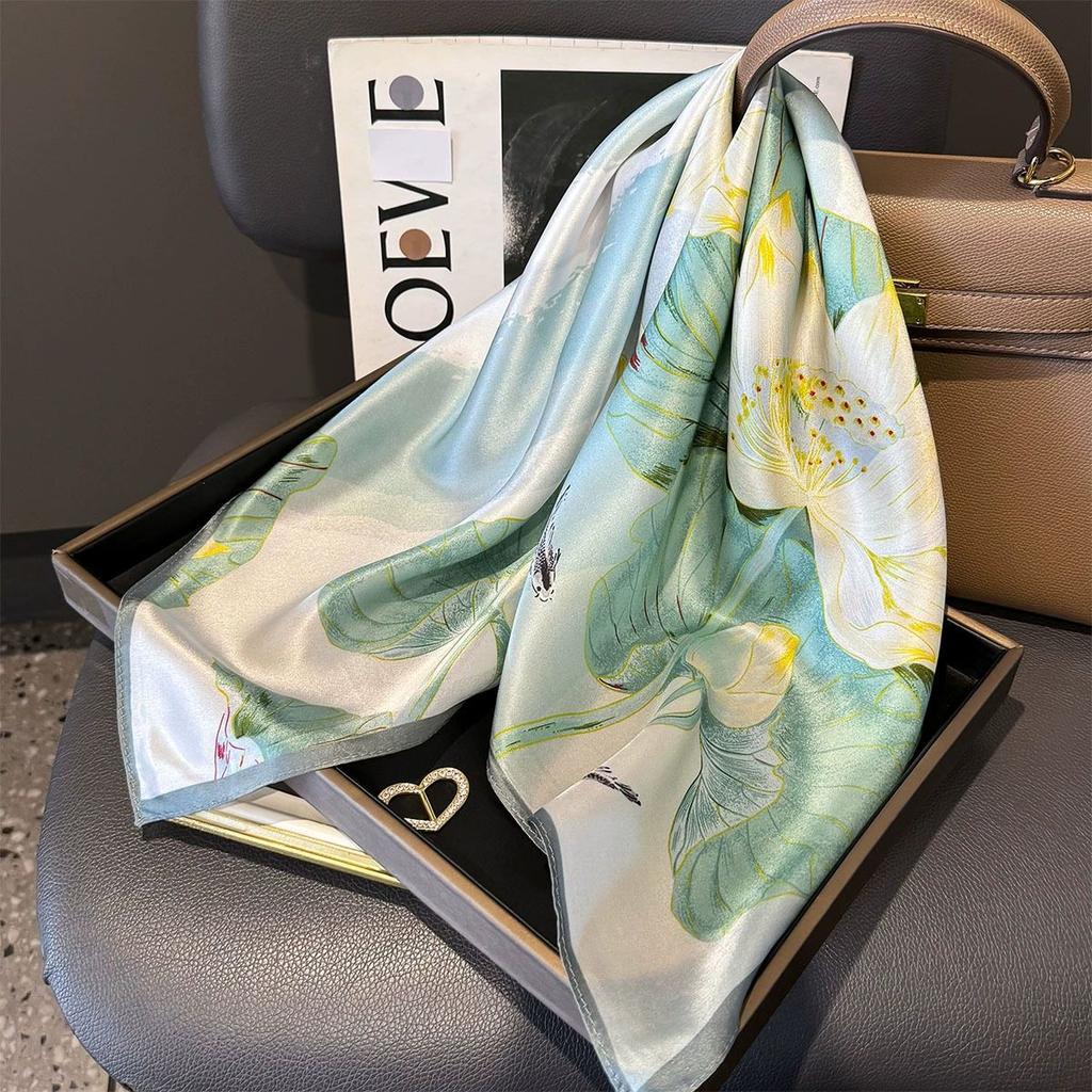 Fashion 100% Nature Real Silk Square Scarf Women Female Foualrd Neckerchief Summer Beach Scarves Shawl Bandana Hijab Pashmina