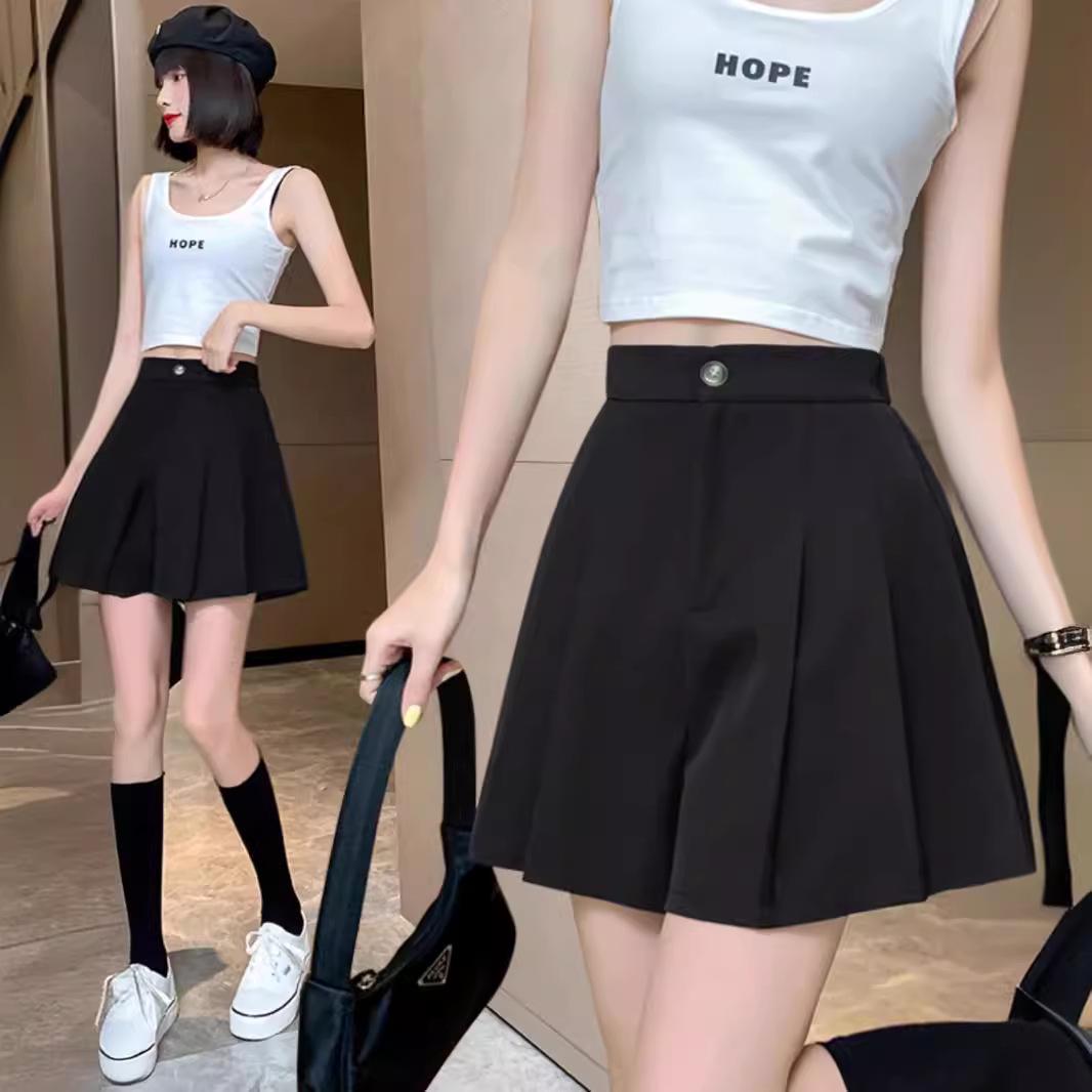 

Women s 2024 Summer Black Pleated Wide-Leg High-Waisted A-Line Shorts 3XL