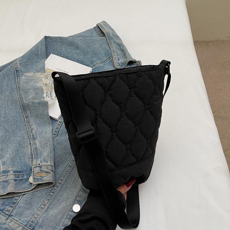 Korean Style Versatile Women Crossbody Bag Solid Color Adjustable Straps Cotton Clothing Bag Diamond Grid Tote Bag for Women