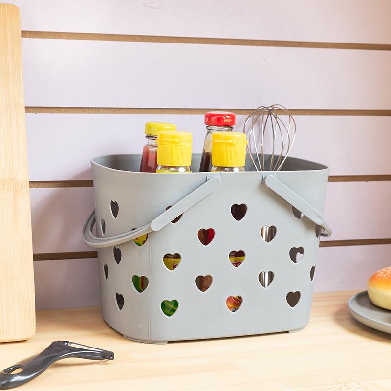 Handheld Heart-Shaped Plastic Laundry Basket for Student Dorms