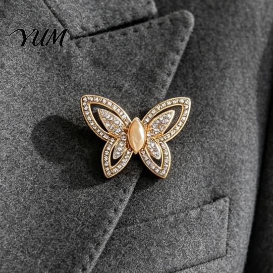 Romantic Butterfly Brooch Women Hollow Brooch, Golden Decorative Badge Clothing Accessory Pin, Sweater Cardigan Coat Dress Jewelry Accessories