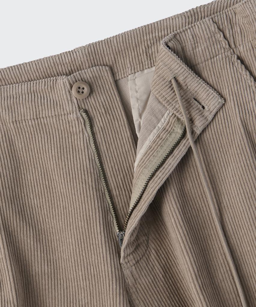 MUSINSA STANDARD Corduroy Parachute Cargo Pants [Light Beige]
