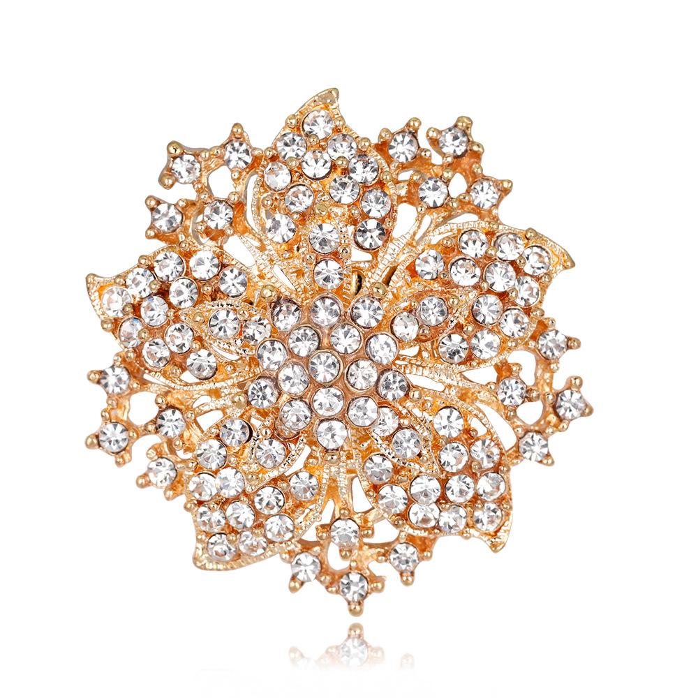 Vintage Flower Shape Brooch Pin Elegant Clothing Accessories Flower Brooch Gift for Women Girls Use