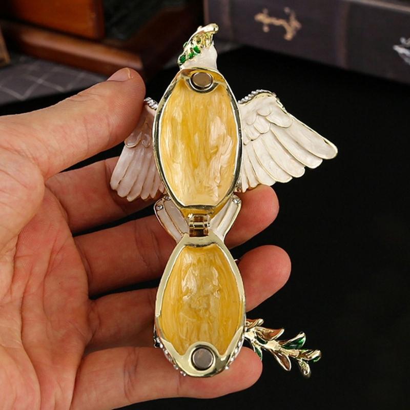 Premium Sturdy Jewelry Box Featuring European Style Doves Motif Metal Jewelry Container For Jewelry Protections